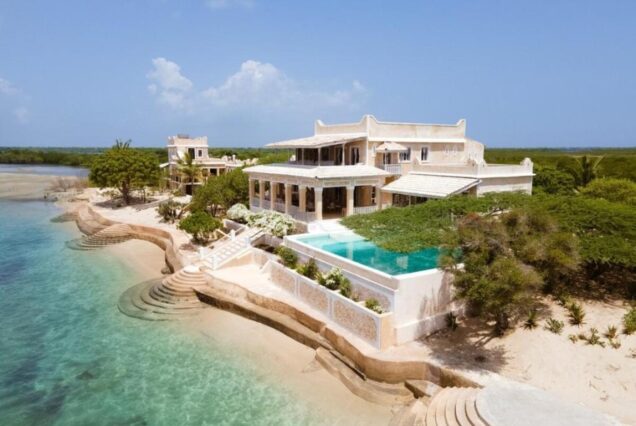 7 DAYS 6 NIGHTS LUXURY LAMU FLIGHT PACKAGE