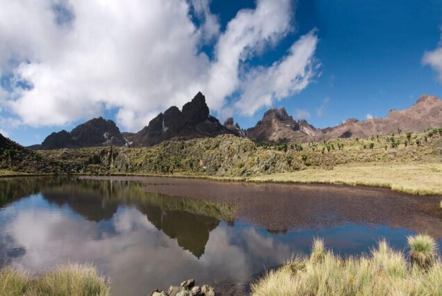 5-DAY SENSATIONAL MOUNT KENYA CLIMBING