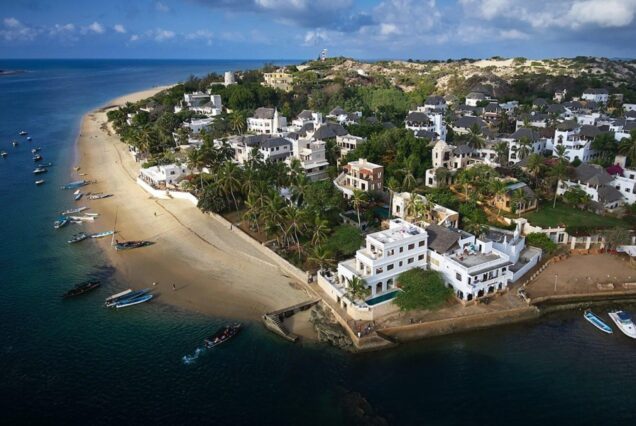 6 DAYS 5 NIGHTS LAMU FLIGHT PACKAGE